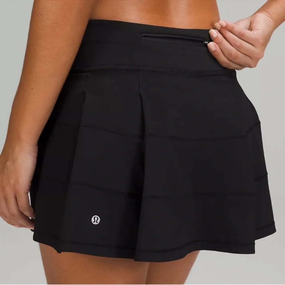Lululemon Pace Rival Mid-Rise Tennis Skirt in Black (Long 12”) - Size 6